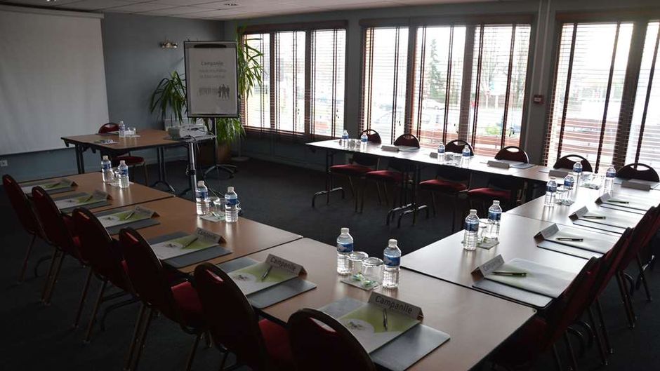 Campanile Le Mans Centre Meeting