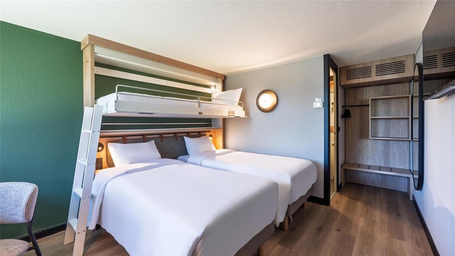 Hotel Campanile Lille North Room