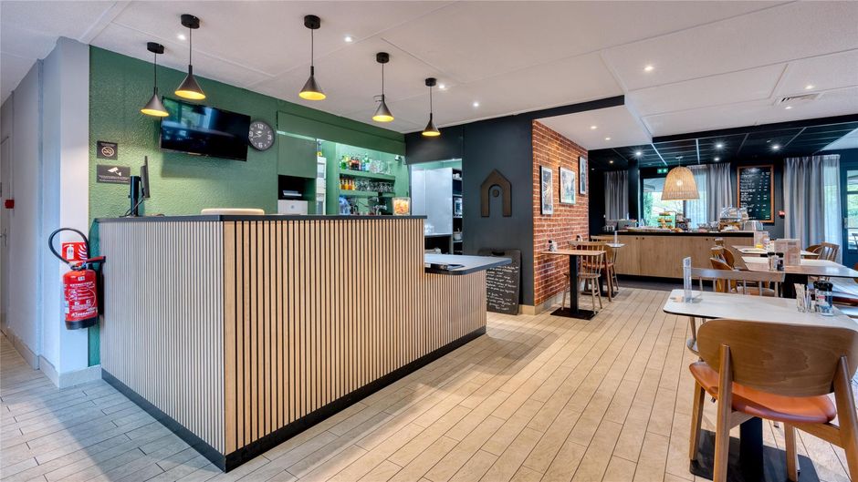 Campanile Lille West Lobby
