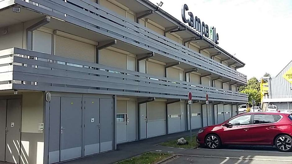 Campanile Lille South Exterior