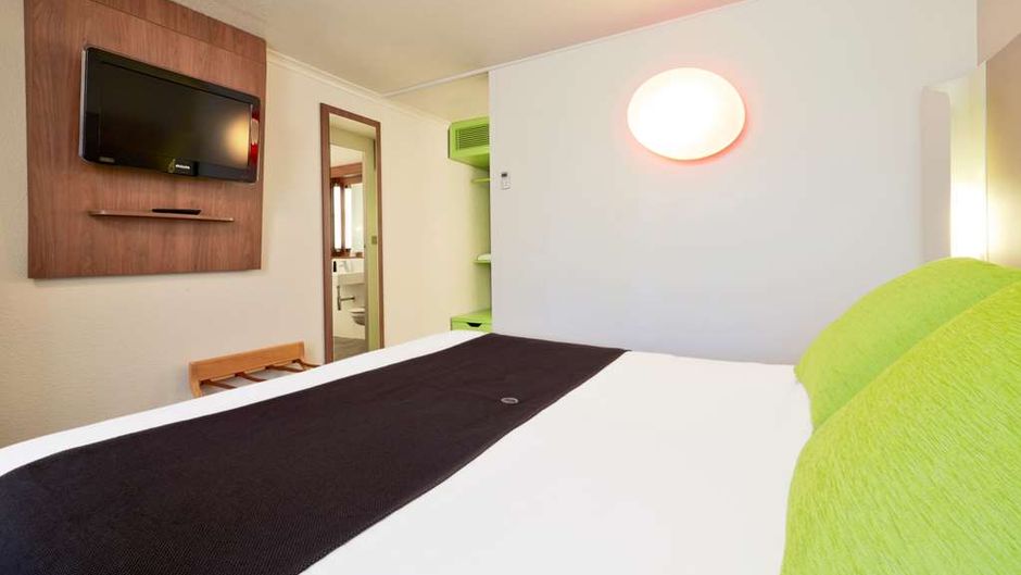 Campanile Hotel Lyon South Room