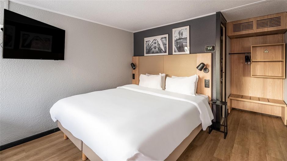 Campanile Metz-Technopole Room