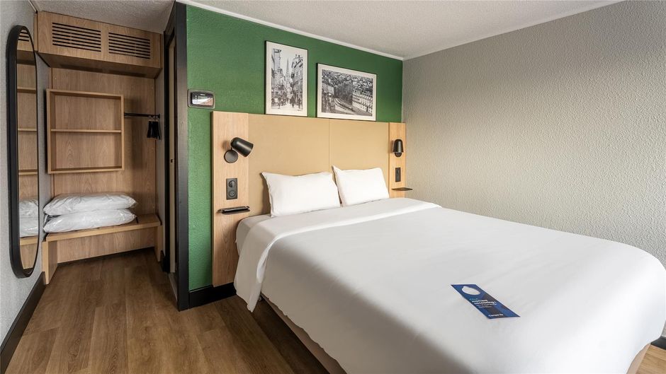 Campanile Metz-Technopole Room
