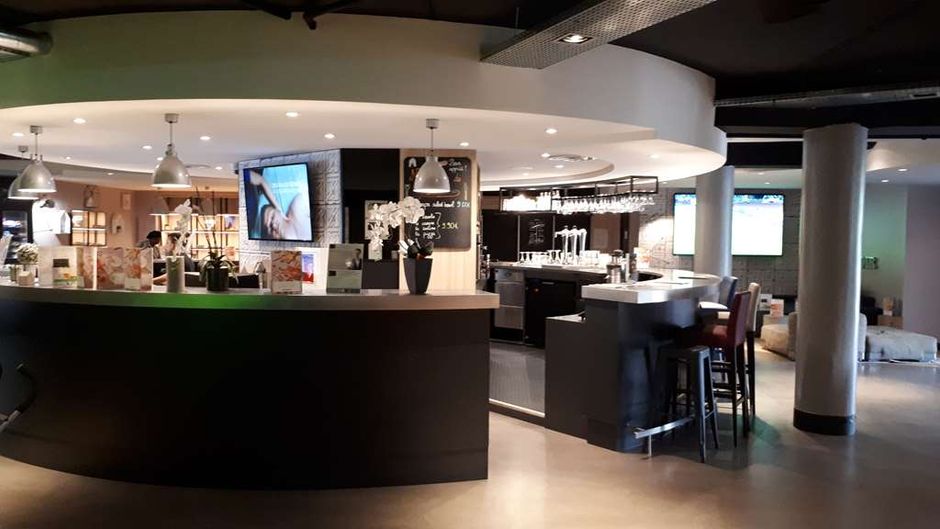 Campanile Marne-la-Vallee Lobby