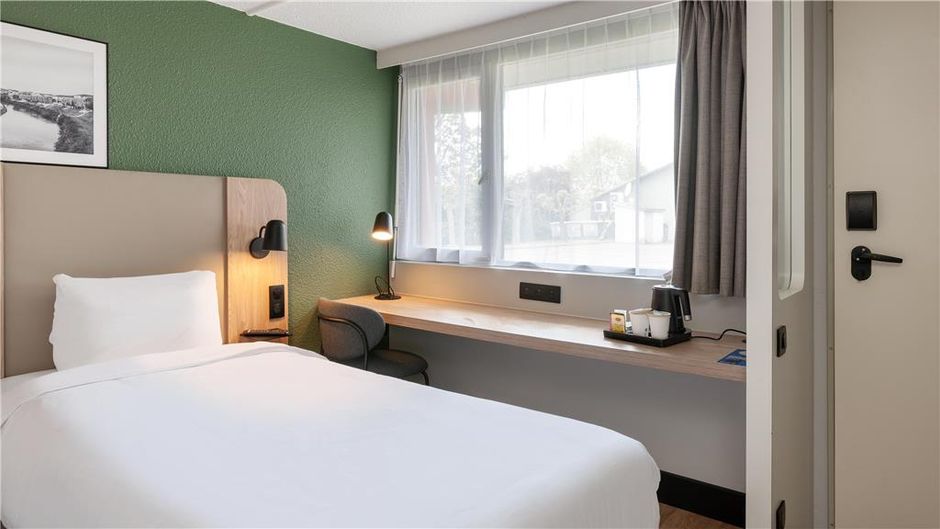 Campanile Hotel Room