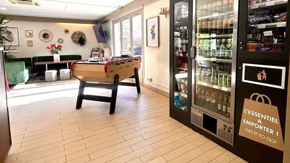 Campanile Montargis Amilly Lobby
