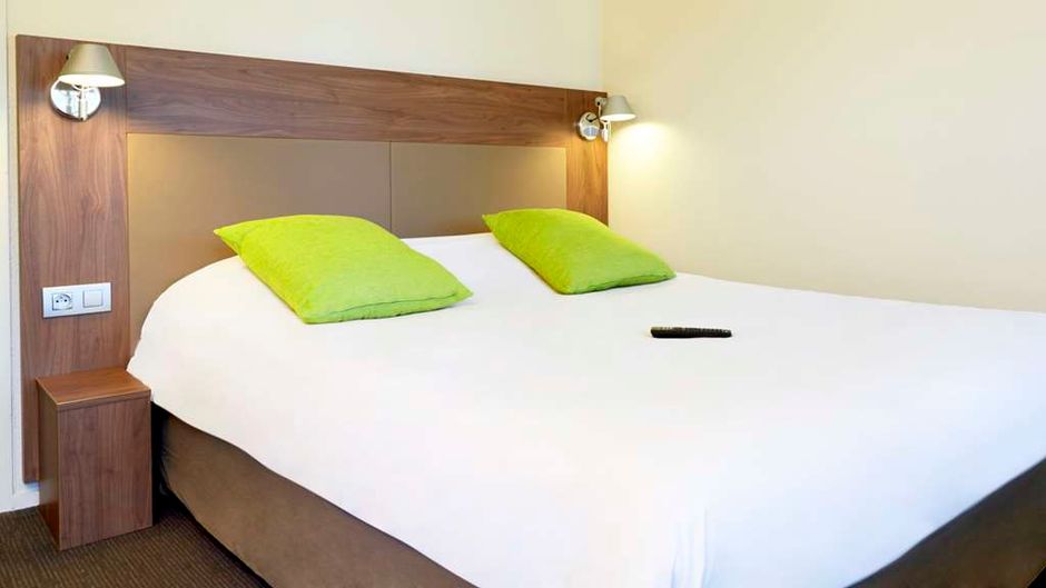 Campanile Nantes Reze Airport Room