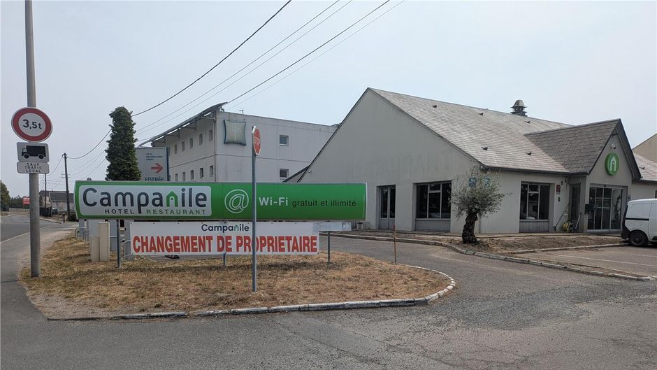 Campanile Orleans North Exterior