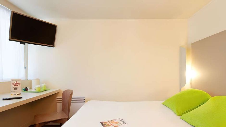 Campanile Orleans Sud Room