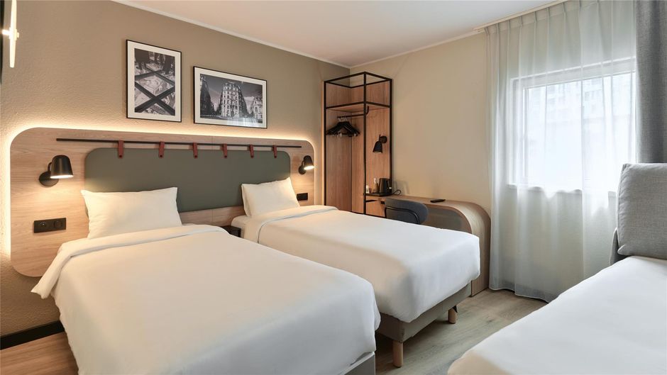 Campanile Porte de Bagnolet Room