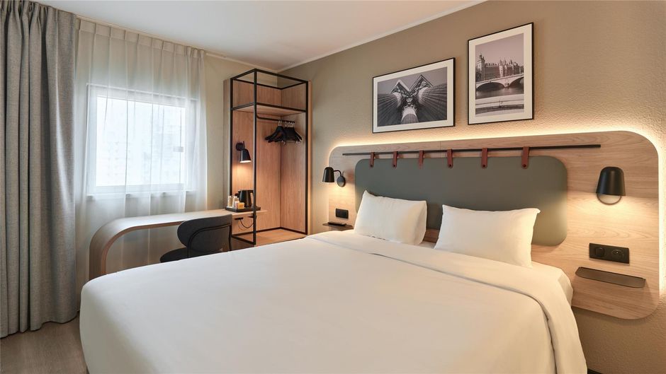 Campanile Porte de Bagnolet Room