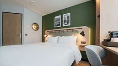 Campanile Paris West