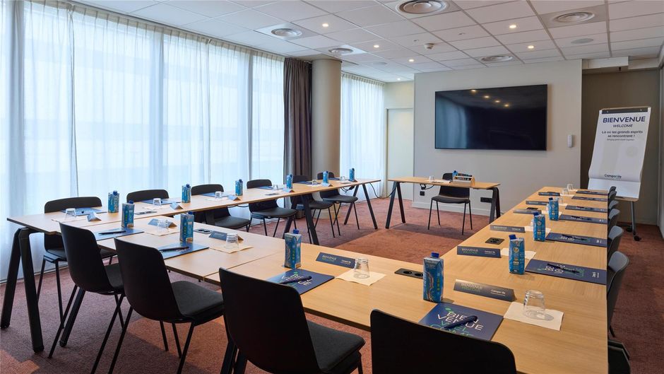 Campanile Paris West Meeting
