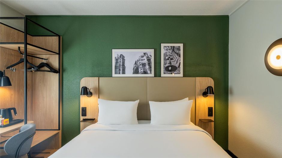 Campanile Roissy CDG Room