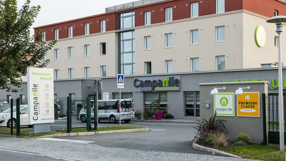 Campanile Roissy Le Mesnil Amelot Exterior