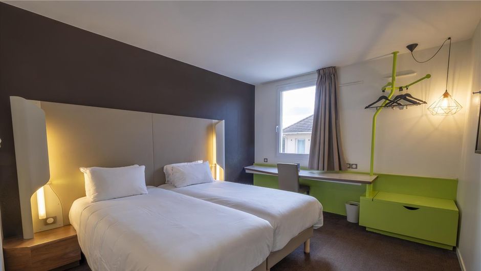 Campanile Roissy Le Mesnil Amelot Room