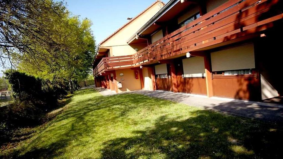 Campanile Sable sur Sarthe Exterior