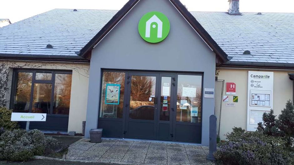 Campanile Sable sur Sarthe Exterior
