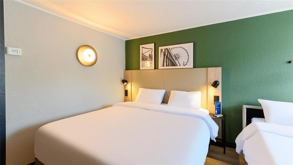 Campanile Saint Malo Room