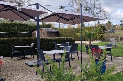 Hotel Campanile Saint Quentin