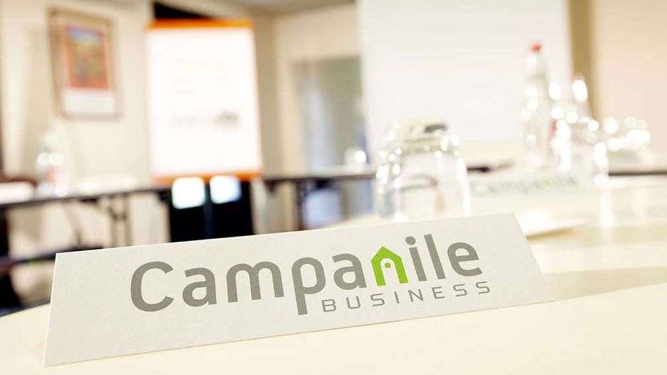 Campanile De Saintes Meeting