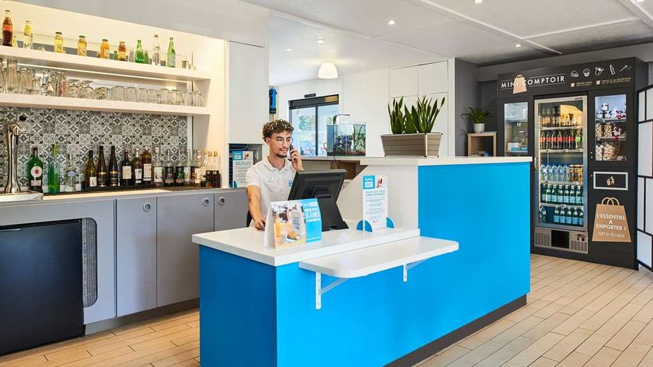 Kyriad Strasbourg Ouest Lobby