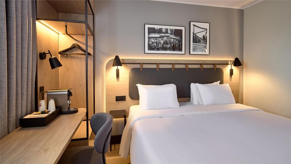 Campanile Paris Sud Room