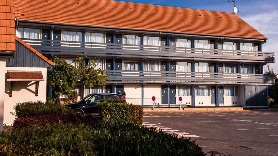 Campanile Villeneuve-Saint-Georges Exterior