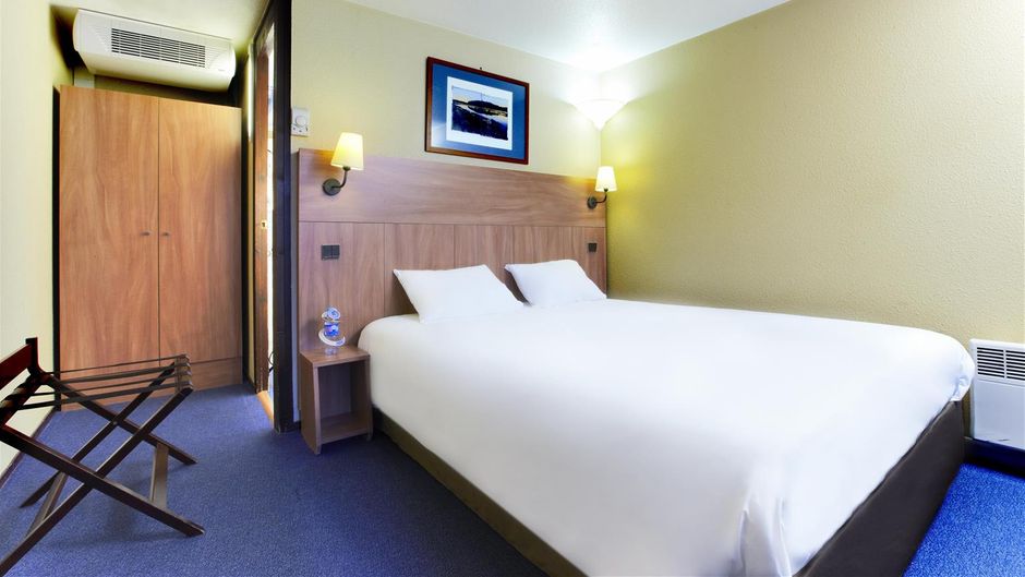 Kyriad Angers Sud-Les Ponts de Ce Room