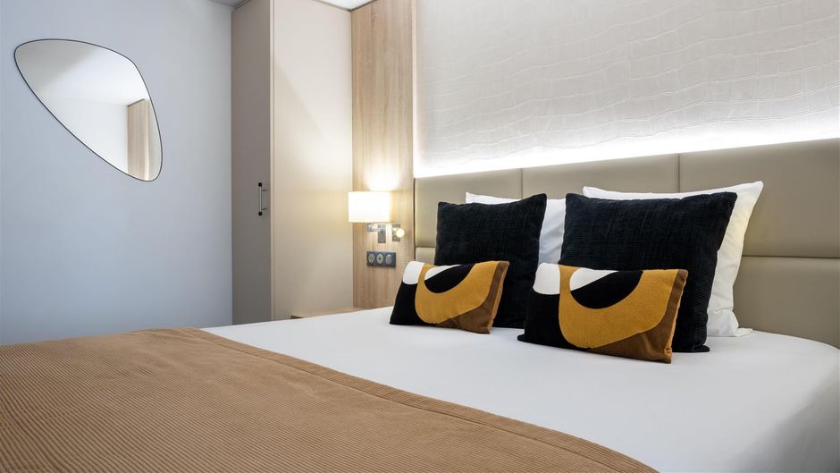 Kyriad Hotel Beaune Room