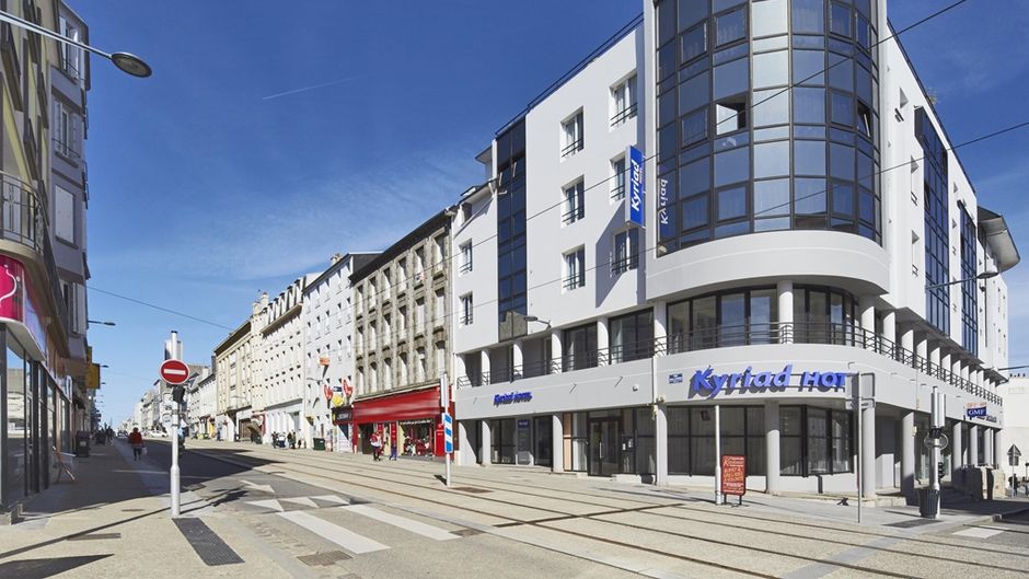 Kyriad Hotel Exterior