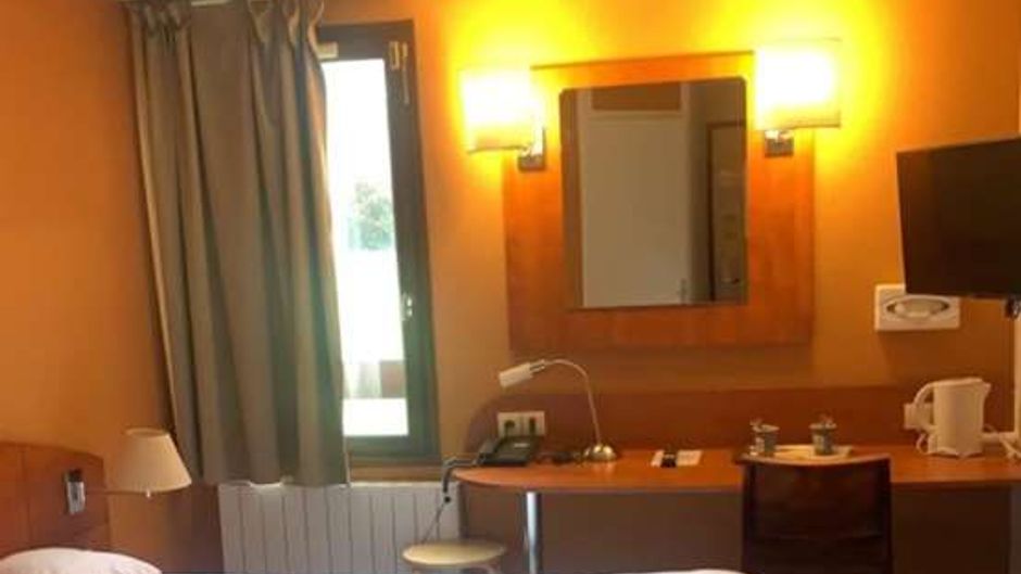 Hotel Kyriad Caen Sud Ifs Room