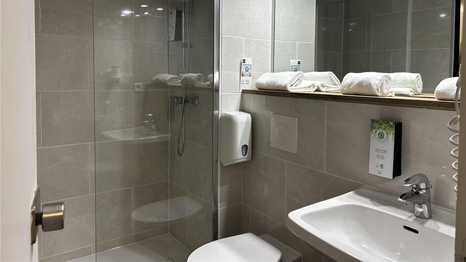 Kyriad Hotel Carcassonne Ouest Suite