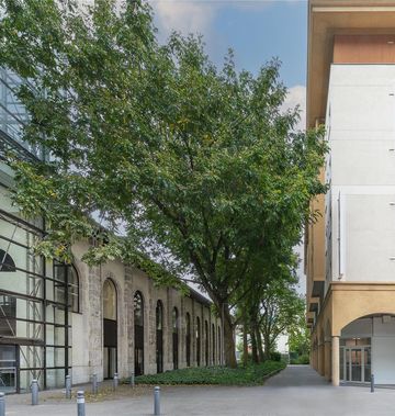 Kyriad Chambery Center Curial