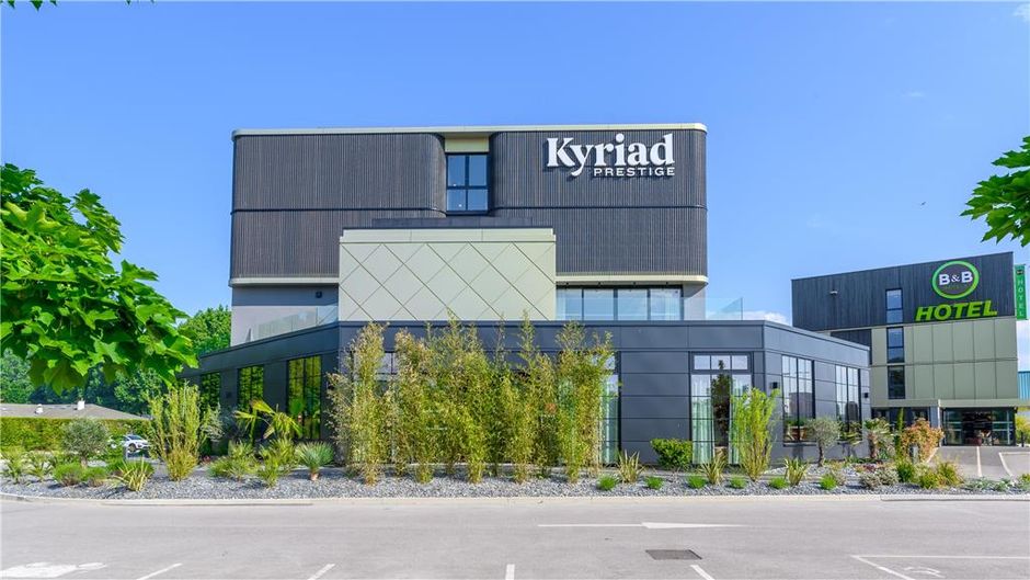 Kyriad Compiegne Exterior