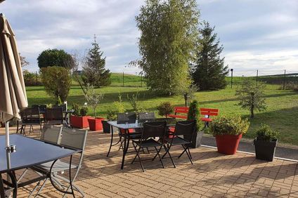Kyriad Design ENZO Cannes Ecluse