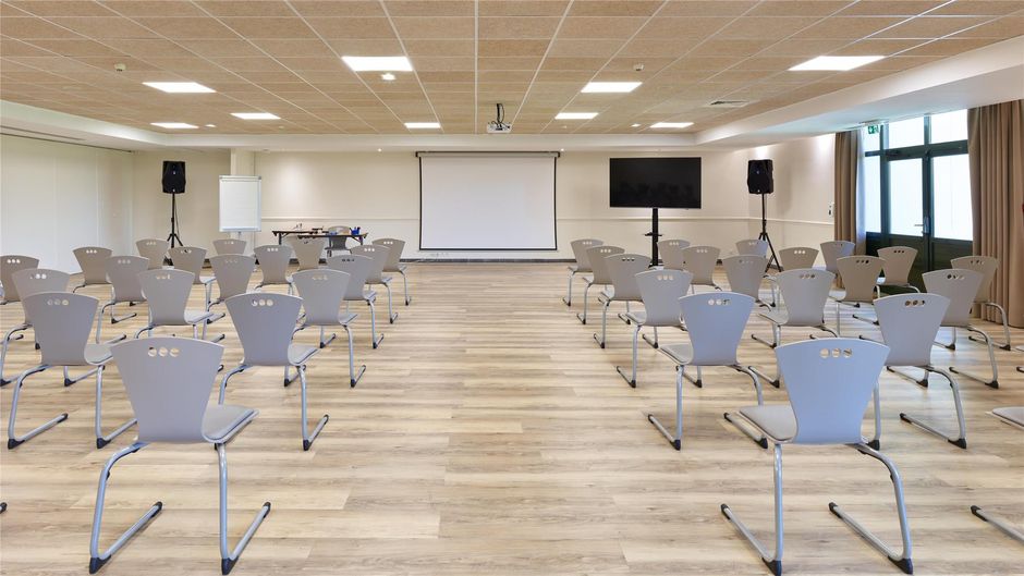 Campanile Val De France Hotel Meeting
