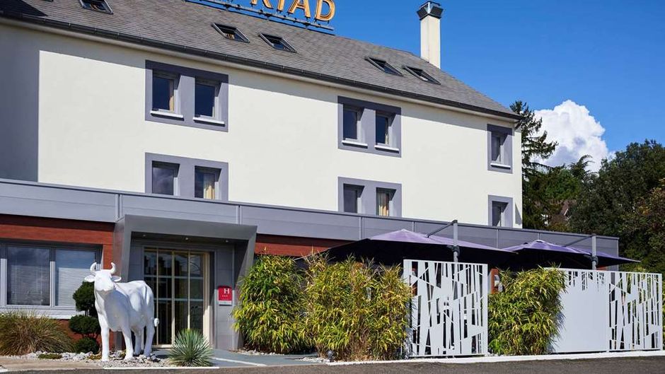 Hotel Kyriad Exterior