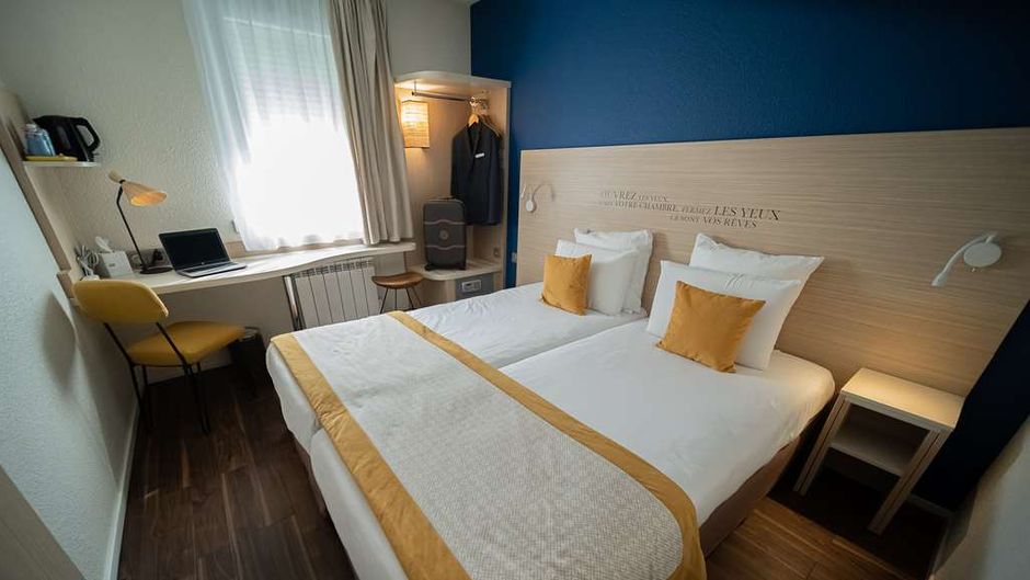 Kyriad Lyon Est Bron Eurexpo Le Cottage Room