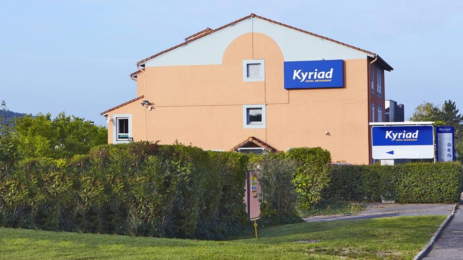 Kyriad Hotel Lyon Saint Genis Exterior