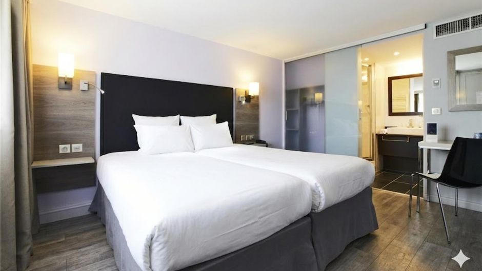 Hotel Kyriad LYON SUD - Sainte Foy Room