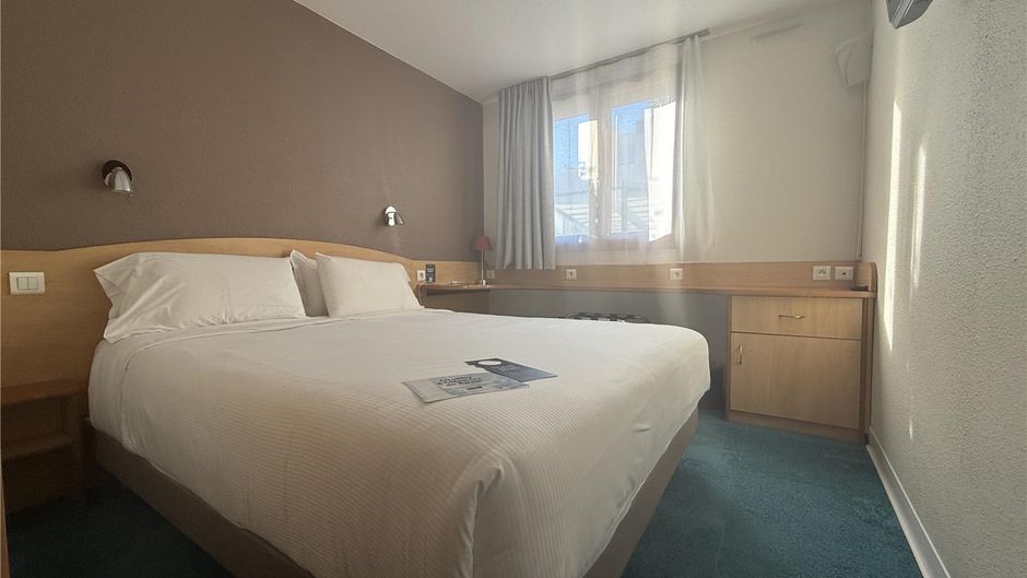 Hotel Kyriad Montpellier-Aeroport Room
