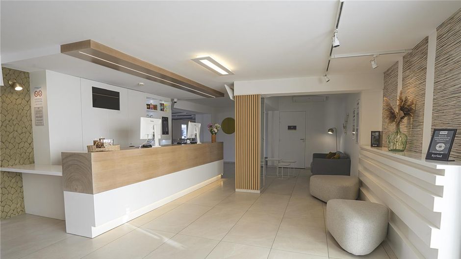 Kyriad Montpellier Sud - Lattes Lobby