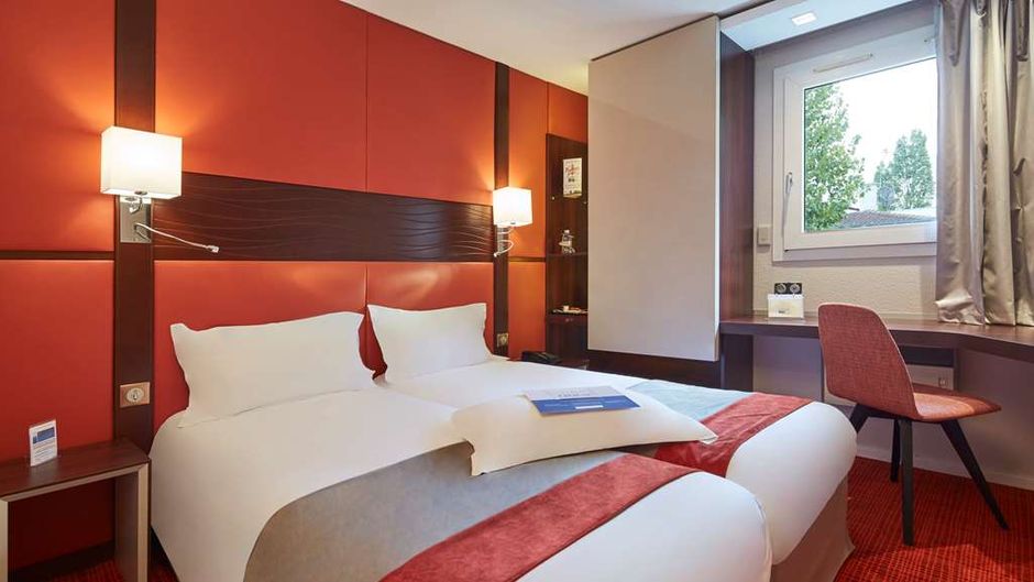 Kyriad Hotel Nantes Sud Room
