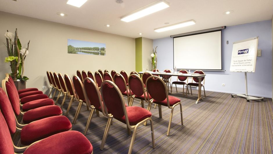 Kyriad Nevers Centre Meeting