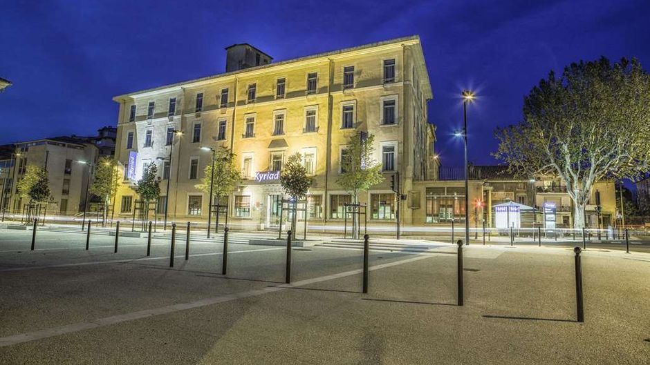 Kyriad Hotel Orange Centre Exterior