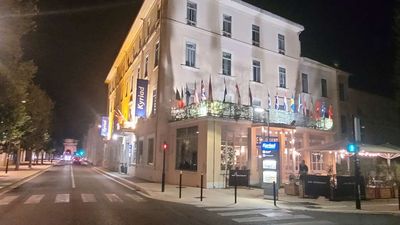 Kyriad Hotel Orange Centre