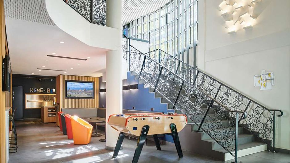 Campanile Paris Bercy Village Lobby