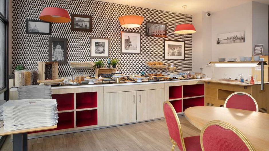 Kyriad Paris Est - Porte de Bercy Restaurant