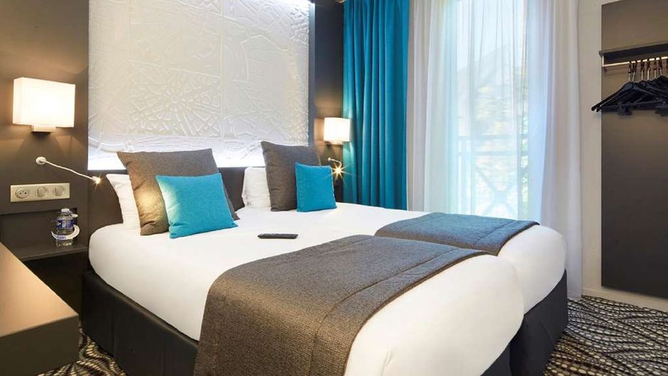 Kyriad Paris Ouest Bezons La Defense Room